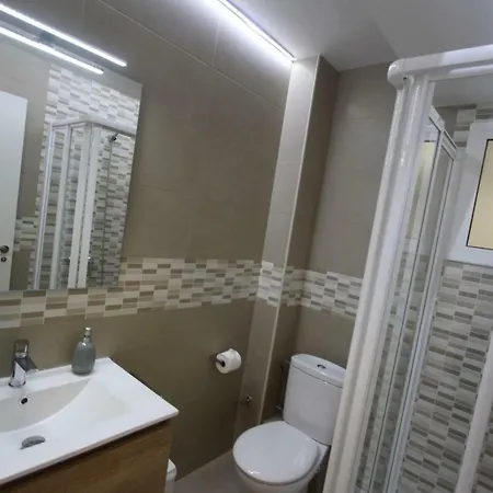 Appartement Carrer De Victòria Dels àngels, 11 *