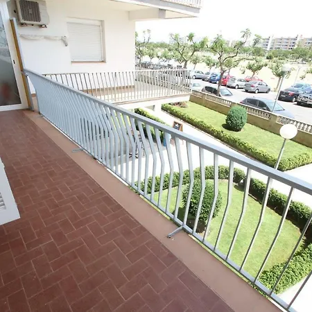 Carrer De Victoria Dels Angels, 11 Apartment