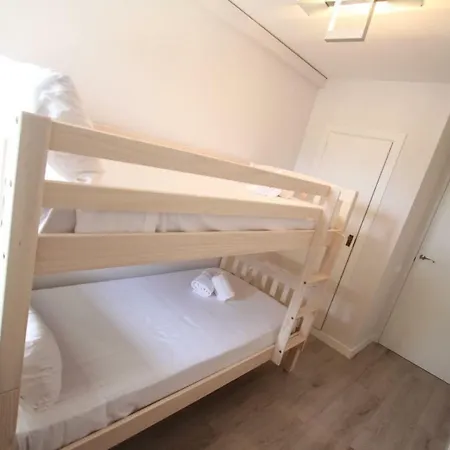 Apartment Carrer De Victoria Dels Angels, 11